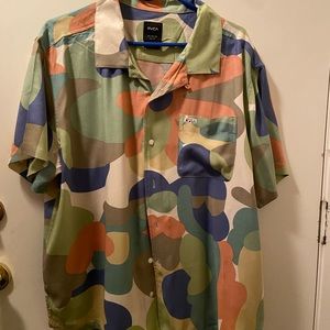 Mens button down shirt, multi color.